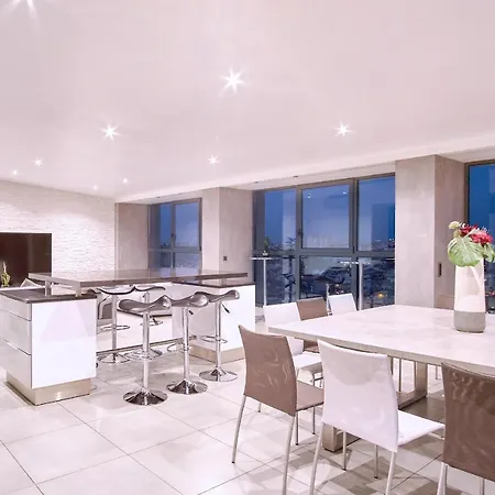 Apartahotel Lofts - Centre Ramblas Toulouse