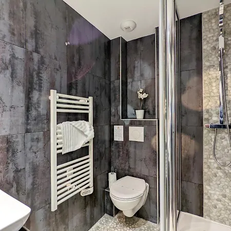 Apartahotel Lofts - Centre Ramblas 3*