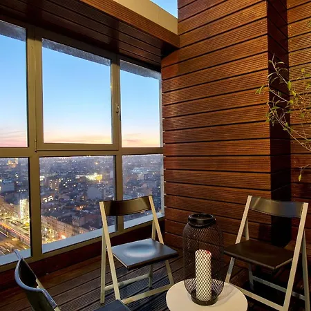 Aparthotel Lofts - Centre Ramblas 4*