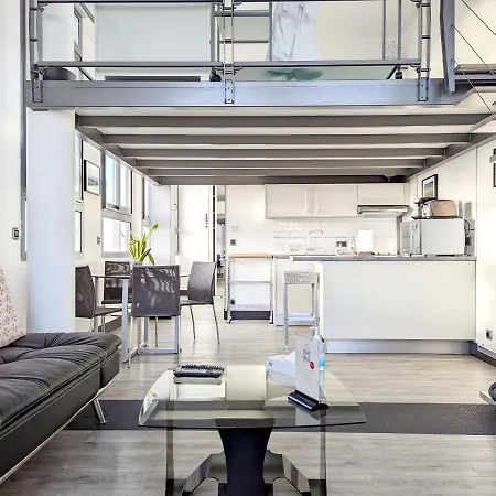 Lofts - Centre Ramblas Apartment