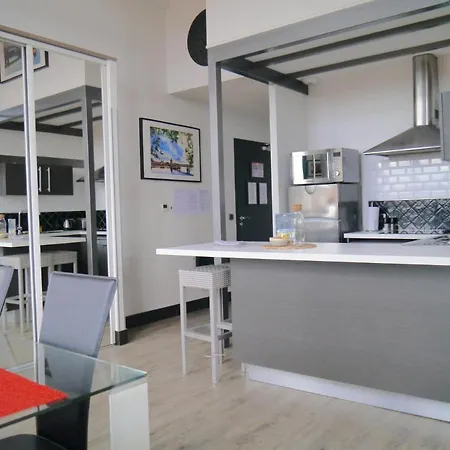 Aparthotel Lofts - Centre Ramblas 4*