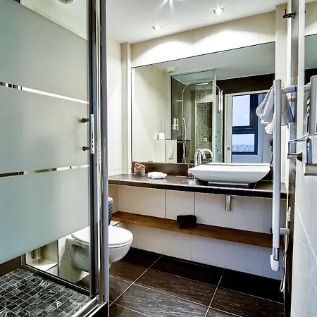 Aparthotel Lofts - Centre Ramblas 3*